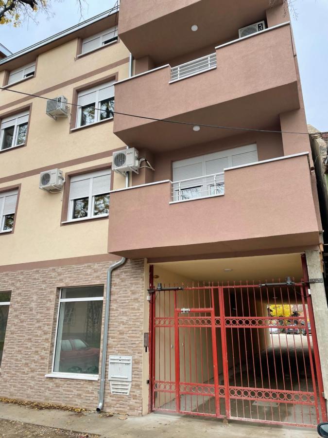 Apartmani Σόμπορ Εξωτερικό φωτογραφία